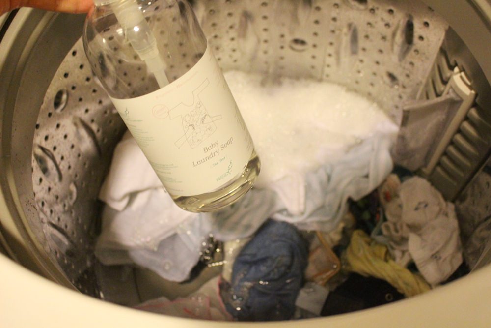 【育兒】多加寶貝~簡約好看又好用的奶瓶清潔劑/寶寶洗衣精+令人感動的洗衣小籃莓