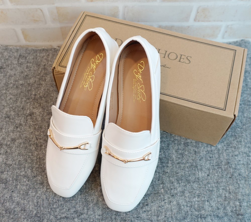 【穿搭】D+af白色平底樂福鞋～媽媽夏天的最愛