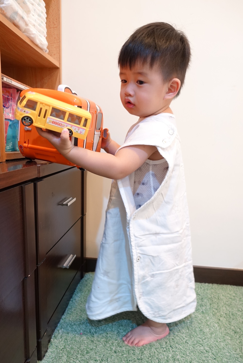 【育兒好物】日本Hoppetta防踢被&成長型睡褲~覺得每個寶寶都該有一件的夢幻防踢被