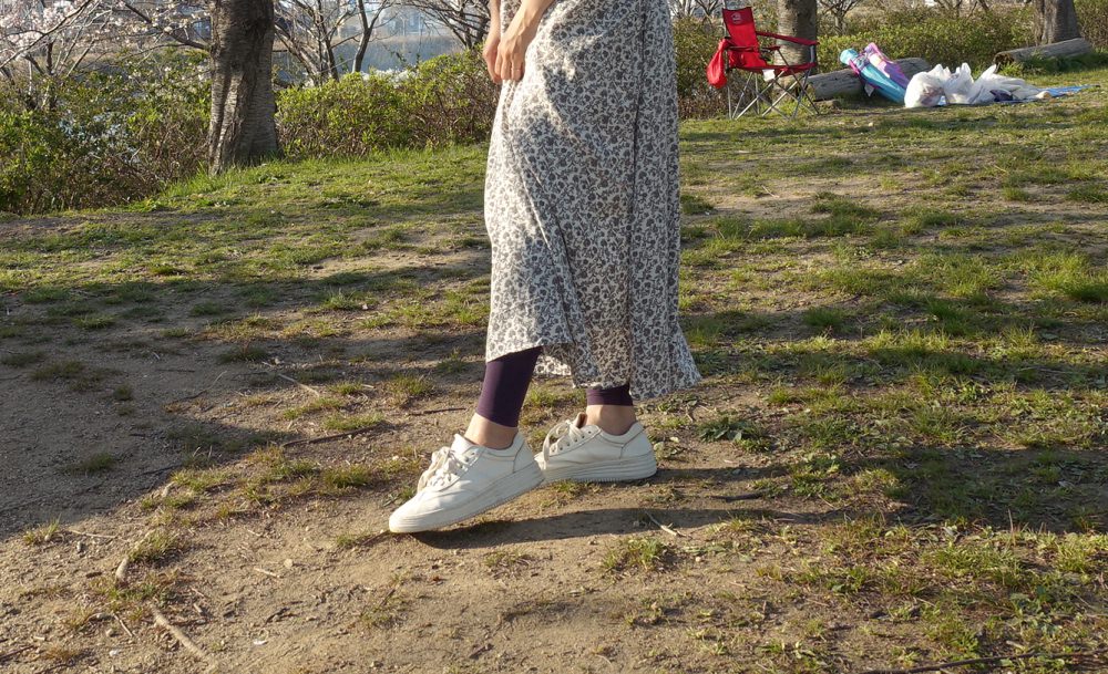 【穿搭】想不到吧！VENUS維娜斯3D雕塑長褲的日常穿搭(紫外光新色)