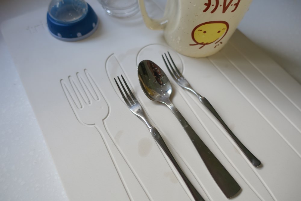 【家居】讓家裡不再發霉的珪藻土好物：日本trico硅藻土踏墊、杯墊、牙刷架、托盤、餐具晾乾板