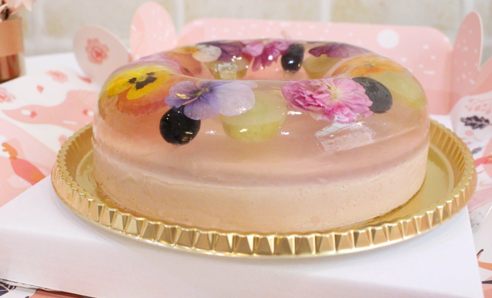 【蛋糕推薦】Kawacake卡瓦蛋糕～超美超夢幻的真花瓣蛋糕～全台可宅配