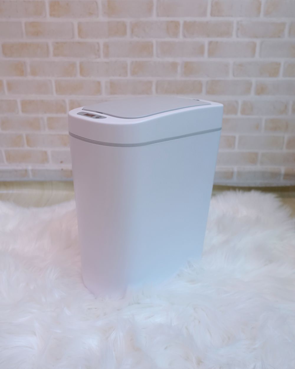 【白色家居】美國NINESTARS感應垃圾桶-隔絕尿布臭味&蚊蠅的時尚美型白色垃圾桶