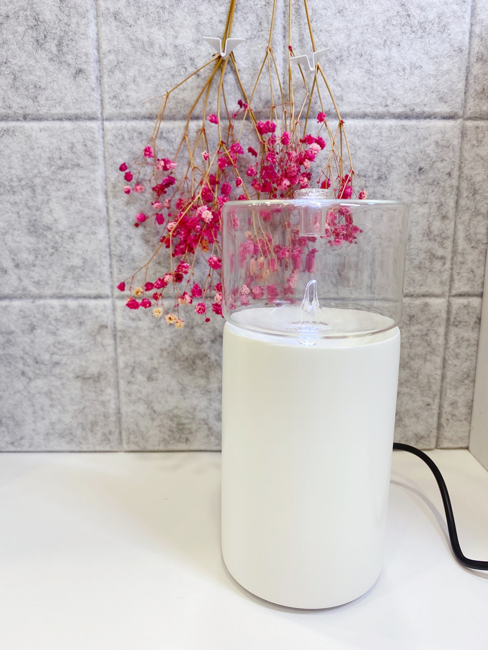 【白色家居】Organic Aromas有機香氛精油擴香儀~無印風的極簡造型打造我的辦公室擴香！