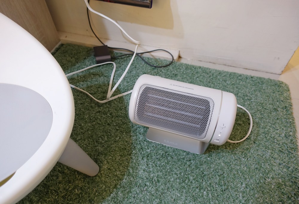 【白色家居】futurous二合一陶瓷涼暖電暖器+Dry Angel微型烘衣烘鞋機+天然鞋櫃除濕乾燥棒，濕冷冬天的暖暖好物們