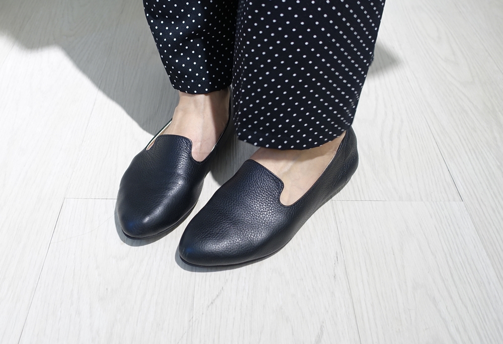 【穿搭】Come on 來穿鞋！台南老師傅50年手藝~簡單舒適的手工真皮平底鞋