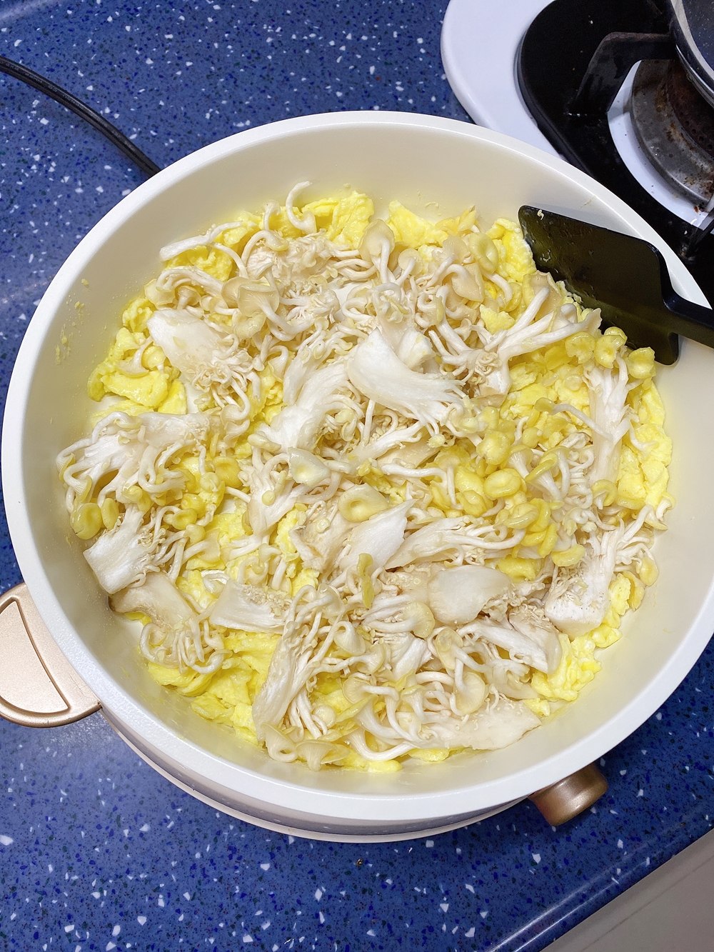 韓國Modori可堆疊收納純白鍋具組 炒珊瑚菇