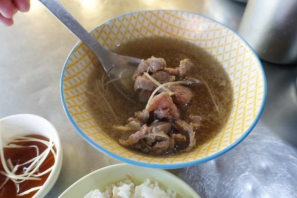台南崇德菜市場好喝溫體牛肉湯