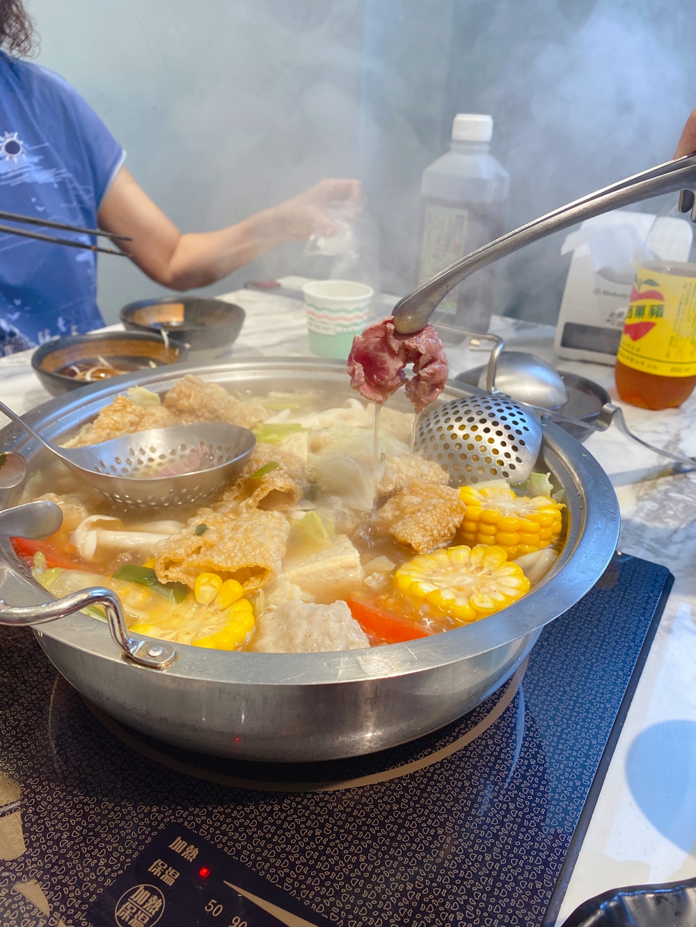 【台南美食】阿裕牛肉涮涮鍋崑崙店~我心中的台南溫體牛火鍋No.1(含菜單MENU)