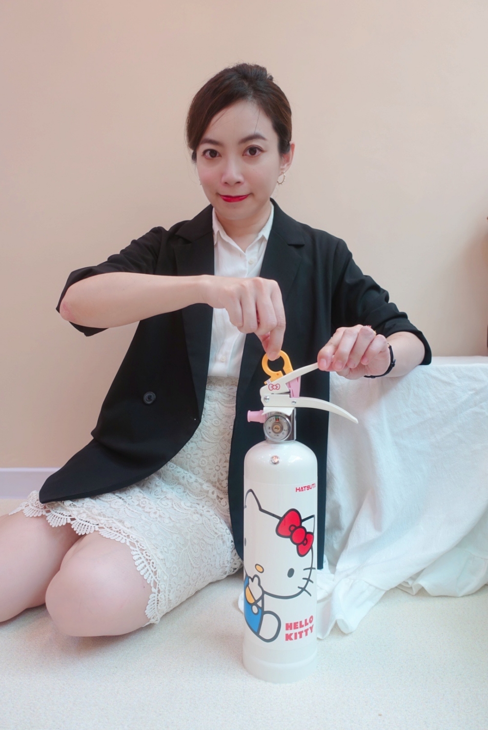 【居家安全】正德防火｜日本進口時尚可愛的Hello Kitty滅火器，我家的小小消防員♥