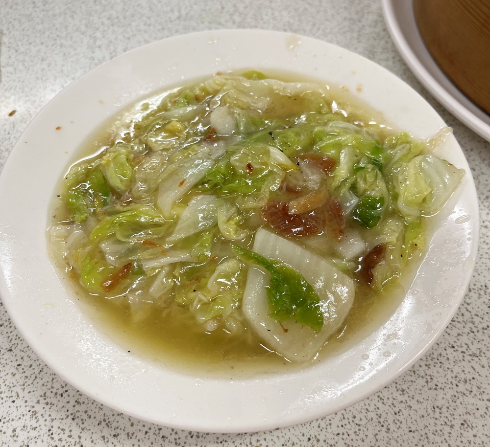 【台南中西區美食】上海華都小吃城松針小籠包，米其林綠色指南推薦餐廳，我們家心目中第一名的小籠湯包