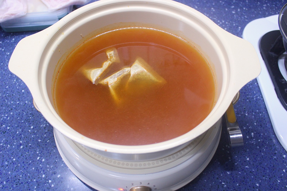 茅乃舍火鍋湯底推薦和風酸辣鍋煮法