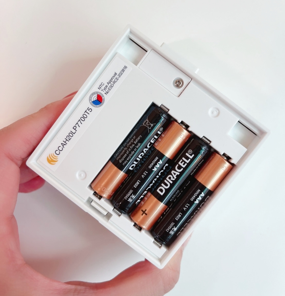 日本KIMG JIM TEPRA Lite 熱感應標籤機裝四顆四號鹼性電池