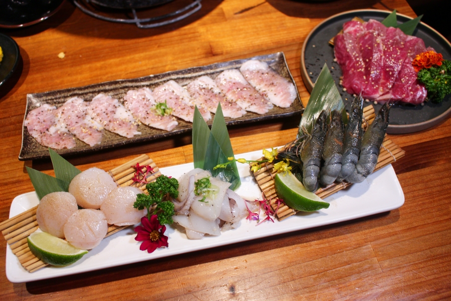 板橋町燒酒食海鮮盤：日本干貝、辣味軟絲、草蝦