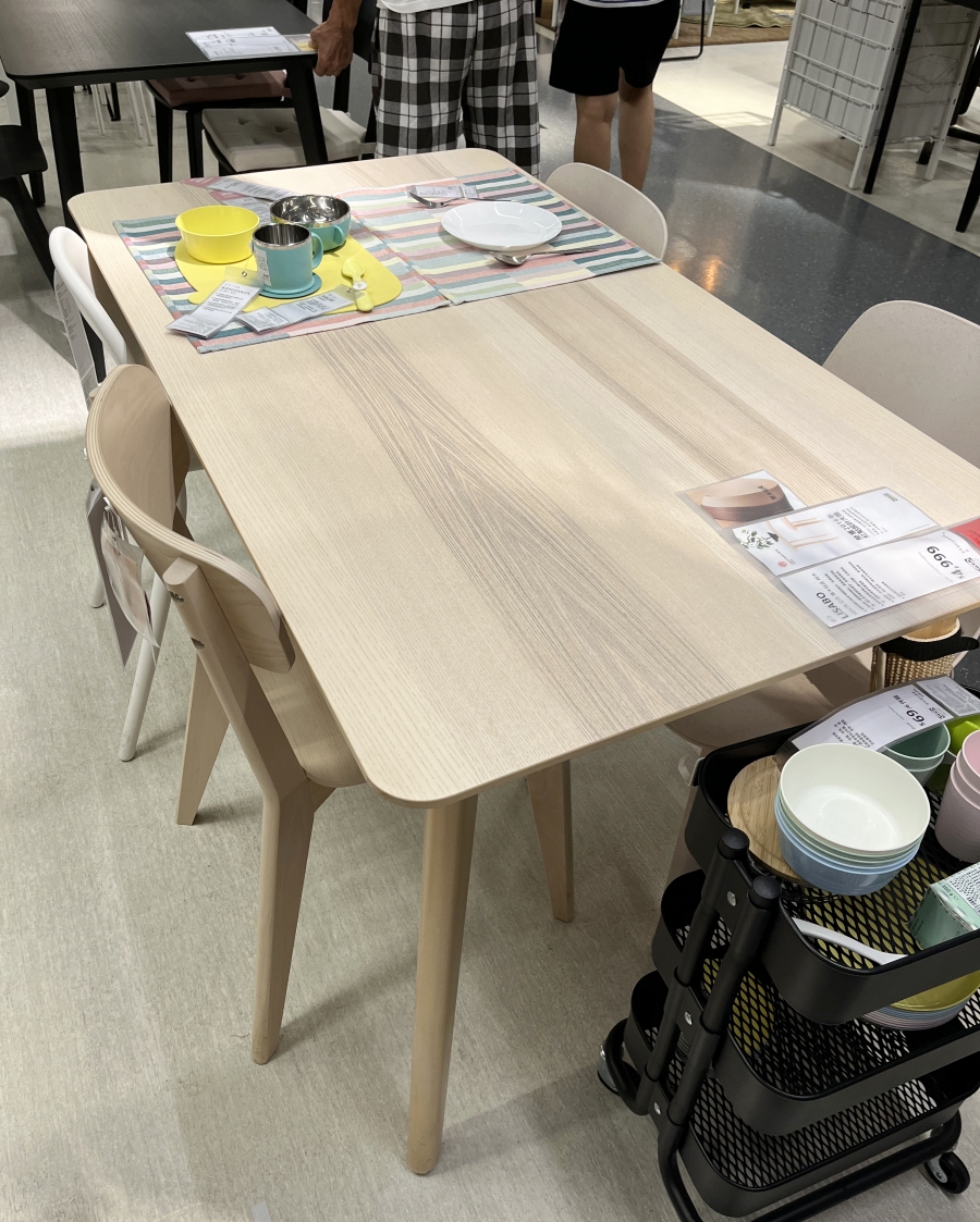 IKEA LISABO餐桌 北歐風餐桌椅推薦 木紋餐桌