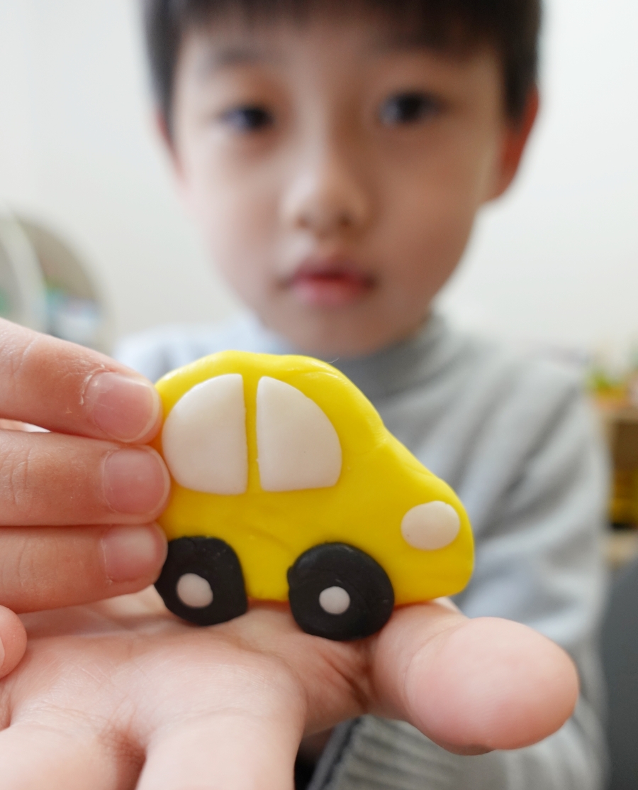 兒童節禮物推薦韓國FUN&JOY捏捏樂肥皂黏土，小朋友可以自行捏成一台小汽車