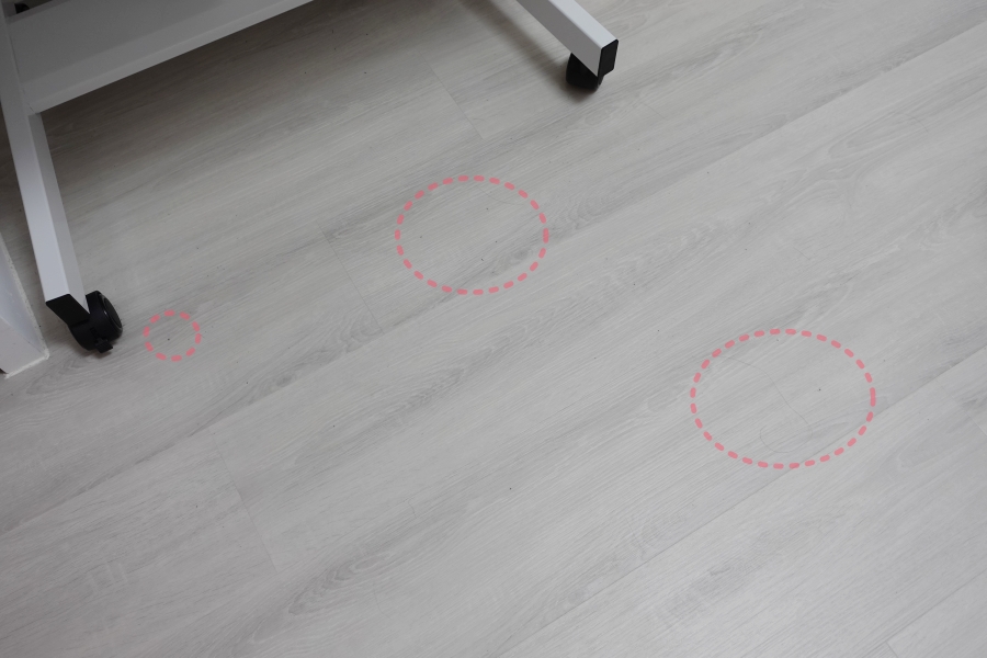 Haier海爾雙動力智慧洗地機X9，如何清除小孩房地板的髒汙跟橡皮擦屑