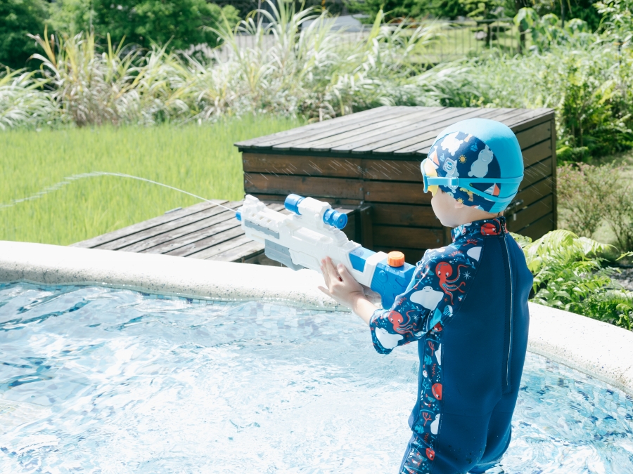 英國Splash About潑寶兒童機能泳衣推薦，一年四季玩水的好穿著