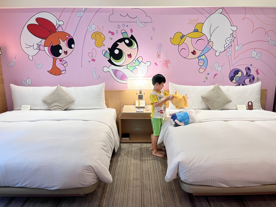 hotel cozzi台南和逸飯店台南西門館住宿心得-卡通頻道主題房飛天小女警