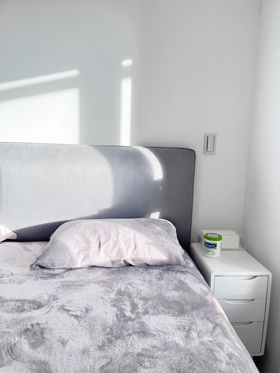 【淘寶買傢俱】白色北歐風迷你床頭櫃，超窄版床頭櫃可訂製超滿意心得