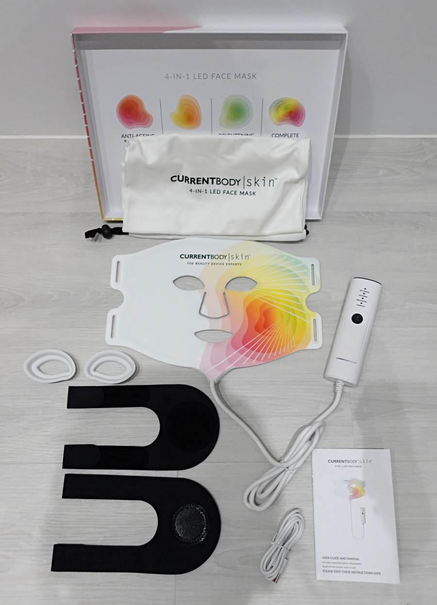 【美容儀分享】CurrentBody LED 4合1光療面膜儀開箱+使用心得(文末與經典款面膜儀比較分享) 【美容儀分享】CurrentBody LED 4合1光療面膜儀開箱+使用心得(文末與經典款面膜儀比較分享)
