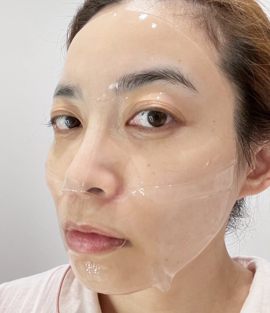 【美容儀分享】CurrentBody LED 4合1光療面膜儀開箱+使用心得(文末與經典款面膜儀比較分享) 【美容儀分享】CurrentBody LED 4合1光療面膜儀開箱+使用心得(文末與經典款面膜儀比較分享)