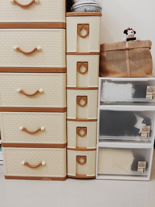 【小資裝潢日記】23個無印良品PP抽屜收納盒，打造小資版主臥衣櫃