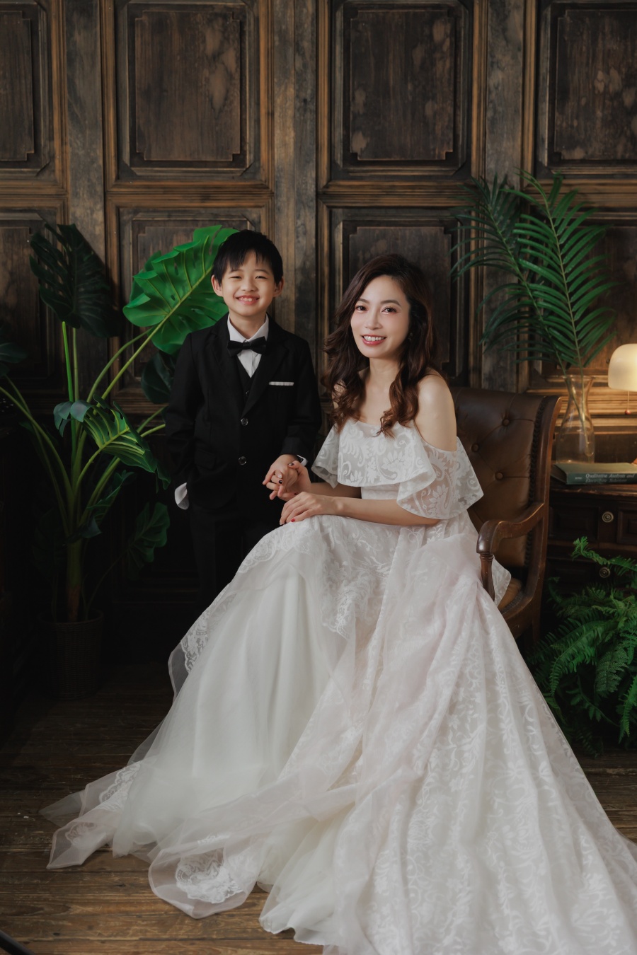 【親子寫真團購】Five Stones Studio親子婚紗寫真全家福團購方案分享，年年必拍的全家福♥