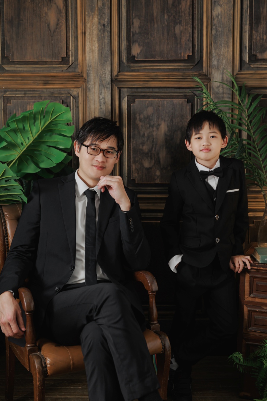 【親子寫真團購】Five Stones Studio親子婚紗寫真全家福團購方案分享，年年必拍的全家福♥