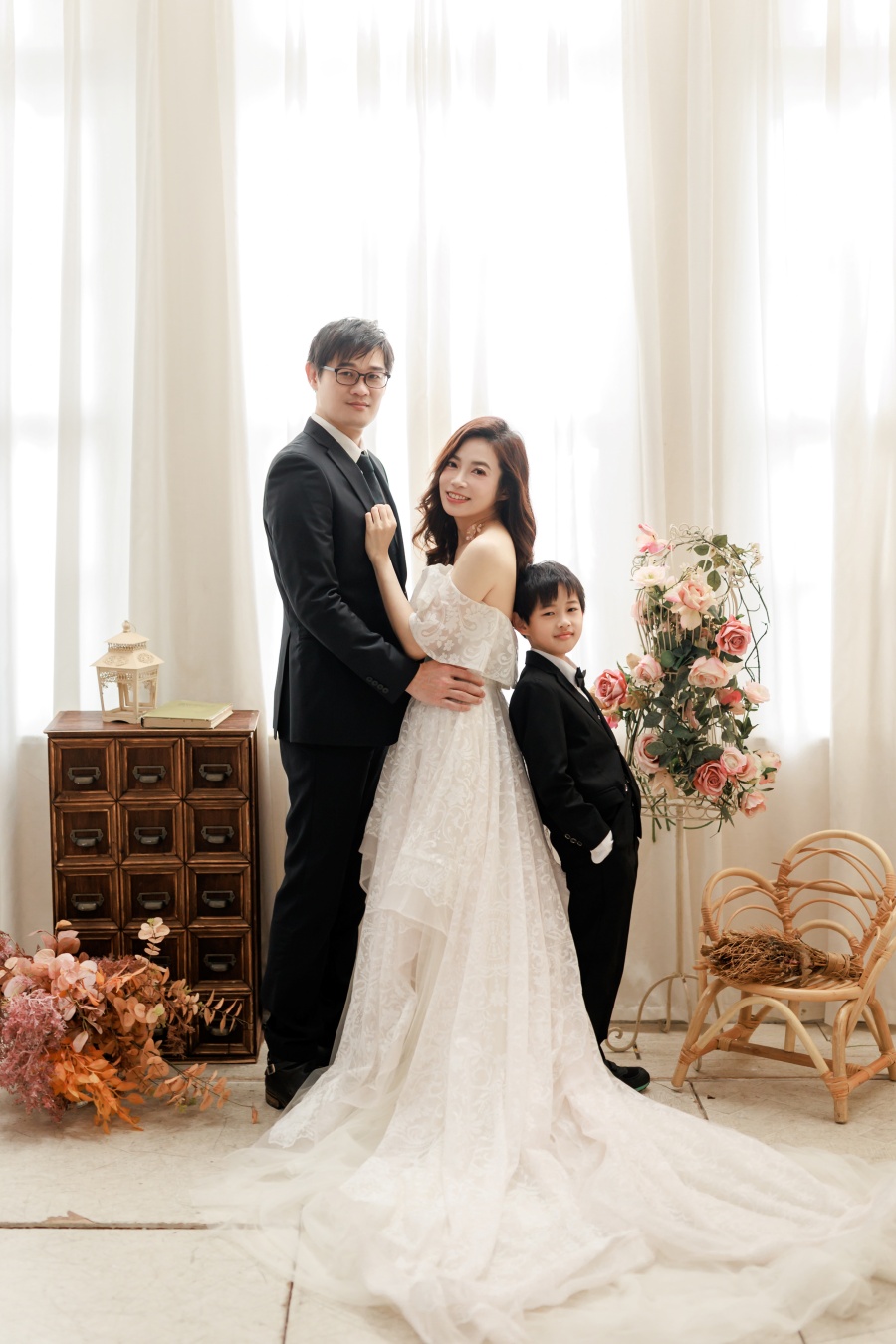 【親子寫真團購】Five Stones Studio親子婚紗寫真全家福團購方案分享，年年必拍的全家福♥