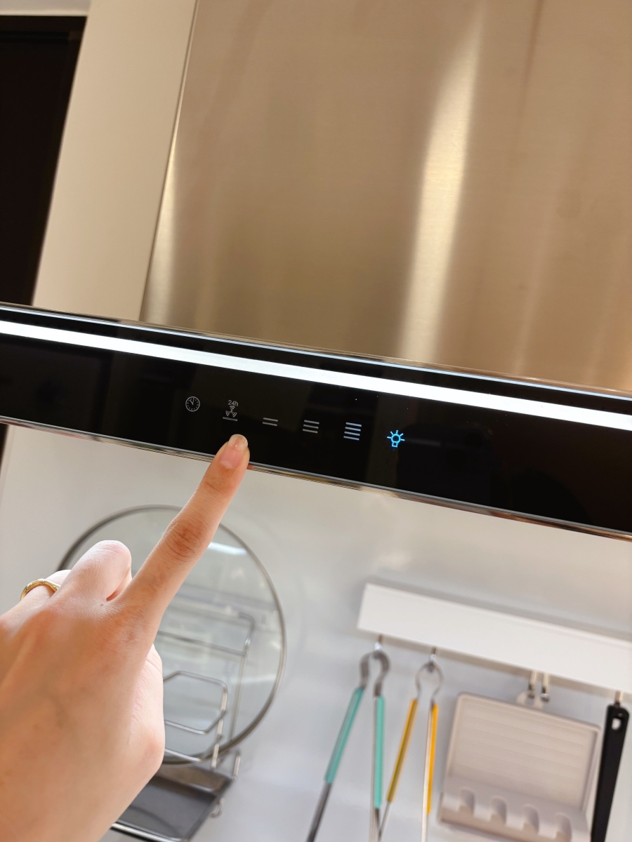 【裝潢日記】新家的Falmec超靜音排油煙機，超強吸力的美型抽油煙機♥︎