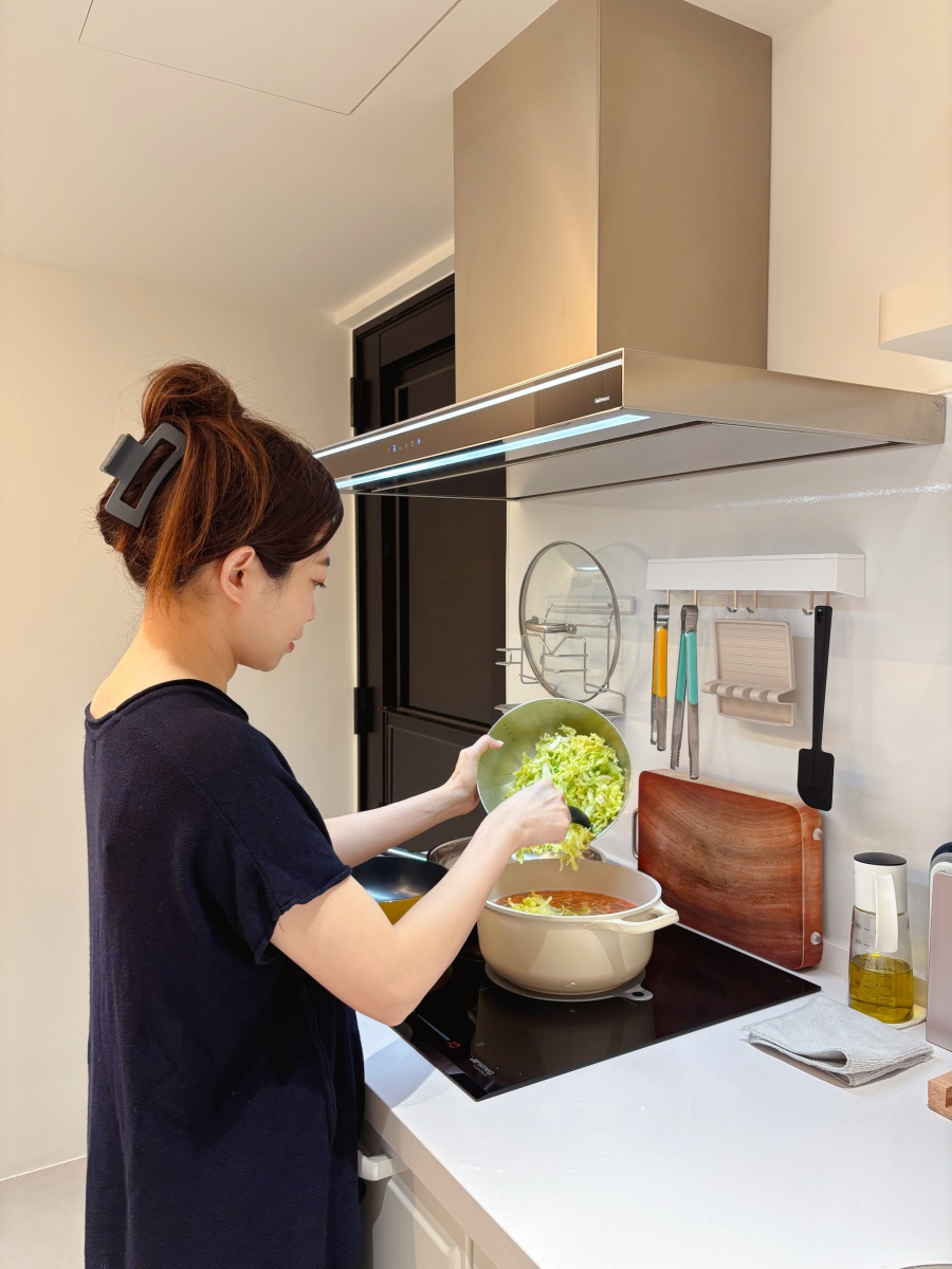 【裝潢日記】新家的Falmec超靜音排油煙機，超強吸力的美型抽油煙機♥︎