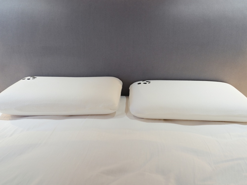 【新家開箱】主臥軟裝哲學:英國Panda London甜夢枕&朵朵被,用雲朵般的觸感打造最美睡眠空間 【新家開箱】主臥軟裝哲學:英國Panda London甜夢枕&朵朵被,用雲朵般的觸感打造最美睡眠空間