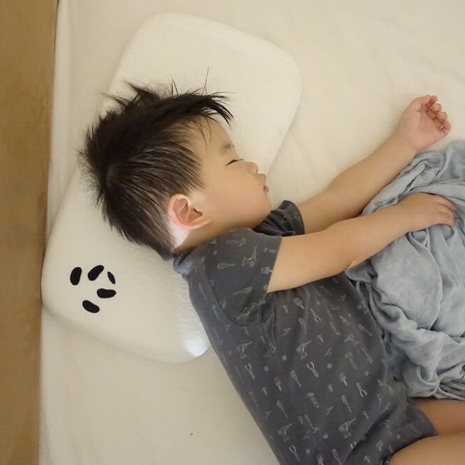 【新家開箱】主臥軟裝哲學:英國Panda London甜夢枕&朵朵被,用雲朵般的觸感打造最美睡眠空間 【新家開箱】主臥軟裝哲學:英國Panda London甜夢枕&朵朵被,用雲朵般的觸感打造最美睡眠空間