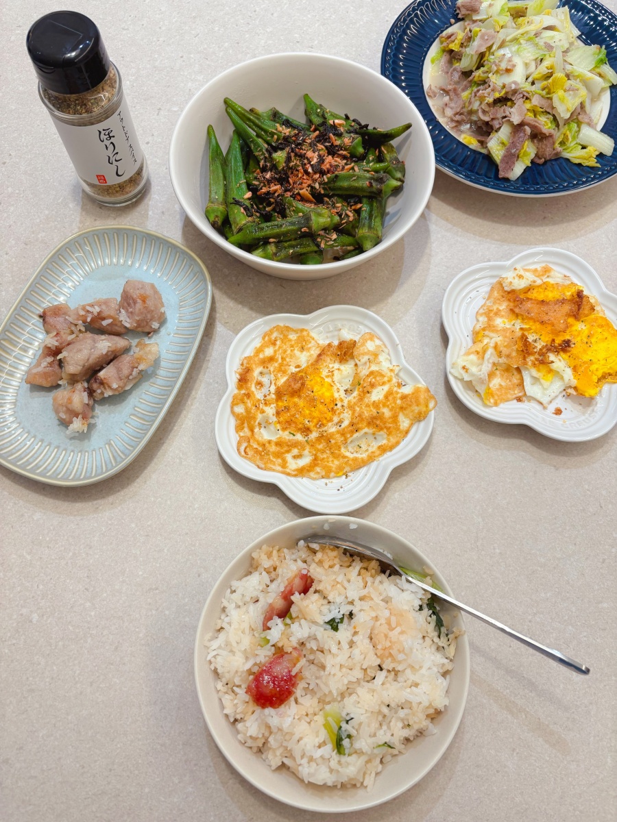 【裝潢日記】被問翻的圓型餐桌，在MOOYU睦寓訂製一張仛寂風餐桌