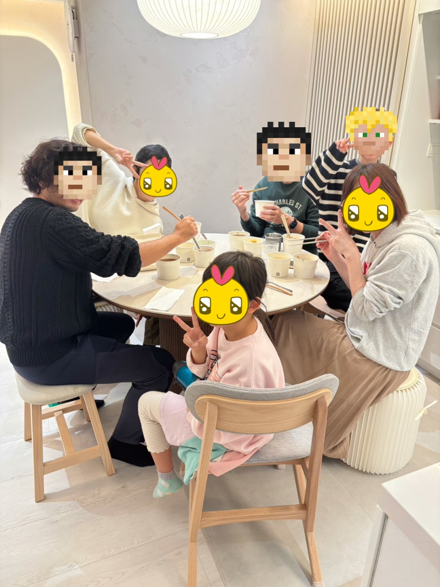 【裝潢日記】被問翻的圓型餐桌，在MOOYU睦寓訂製一張仛寂風餐桌