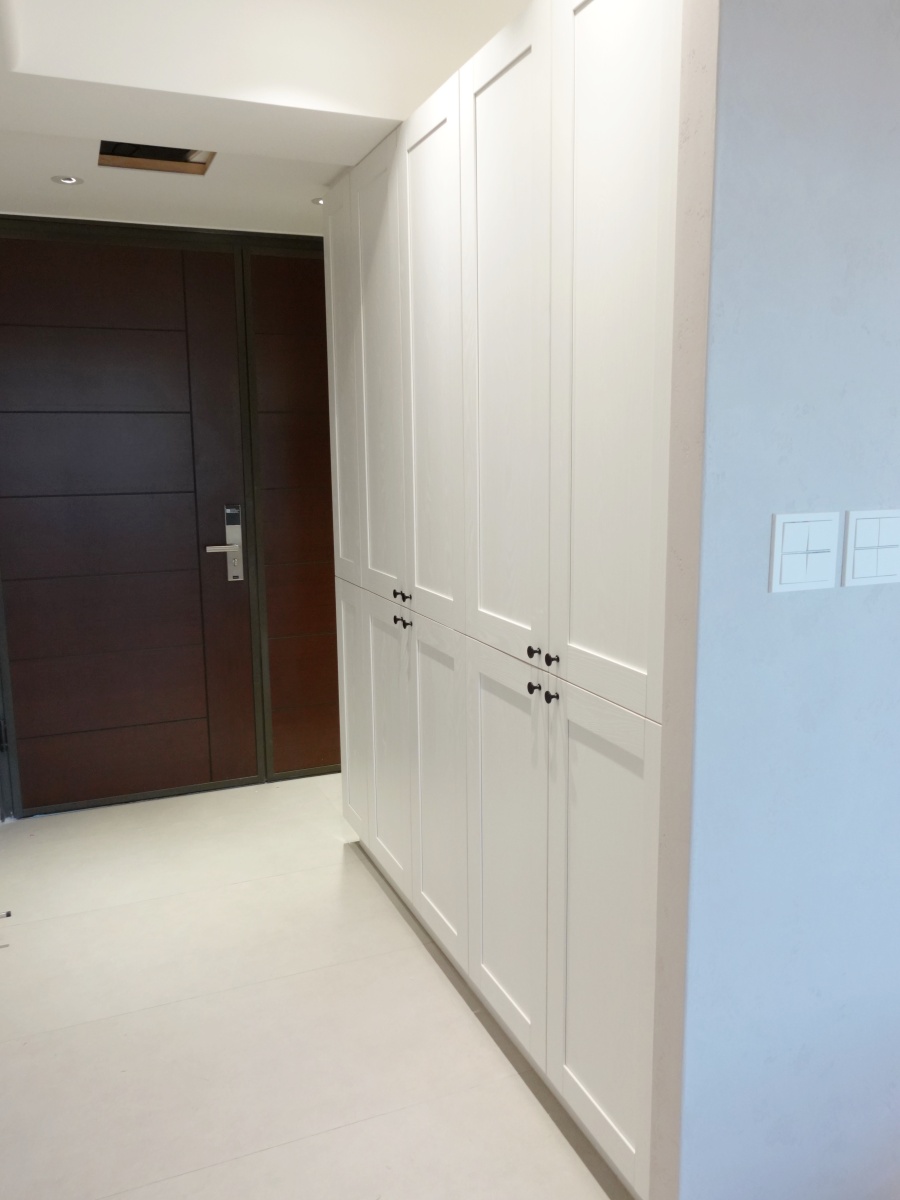 【新家開箱】從玄關櫃開始的收納小巧思~為生活量身訂製的裝潢日記