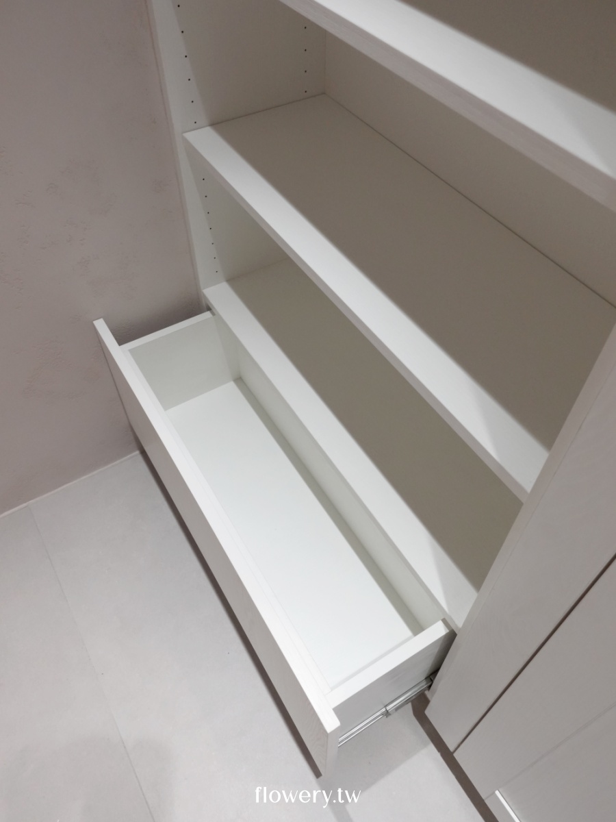 【新家開箱】從玄關櫃開始的收納小巧思~為生活量身訂製的裝潢日記