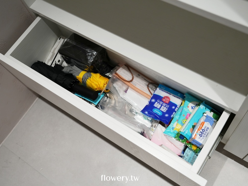 【新家開箱】從玄關櫃開始的收納小巧思~為生活量身訂製的裝潢日記