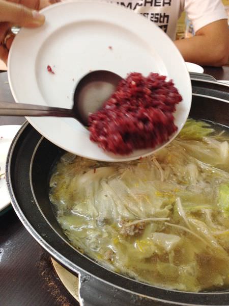 台南美食餐廳推薦-永林牛肉火鍋-永林綜合料理-溫體牛涮牛肉湯 (1)