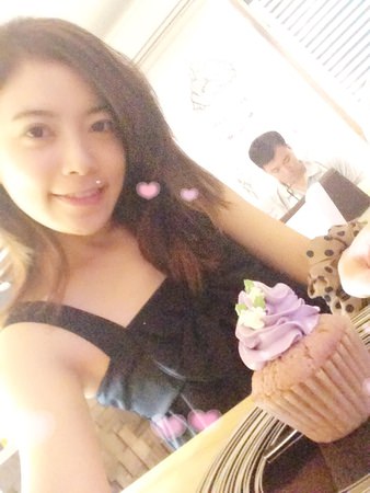 【Vietnam越南旅遊】胡志明市～Fly Cupcake 小巧可愛的杯子蛋糕甜點店