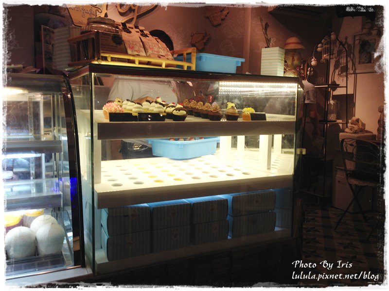 【Vietnam越南旅遊】胡志明市～Fly Cupcake 小巧可愛的杯子蛋糕甜點店