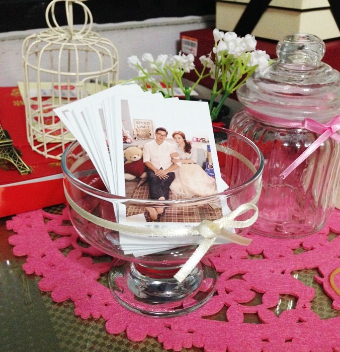 Wedding-Daiso大創好物-小資新娘的婚禮佈置-玻璃冰淇淋杯DIY蝴蝶結緞帶浪漫小卡置物杯 (1)
