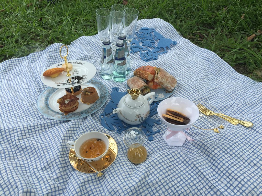 野餐picnic-牛仔單寧-愛麗絲夢遊仙境Alice in Wonderland (3)
