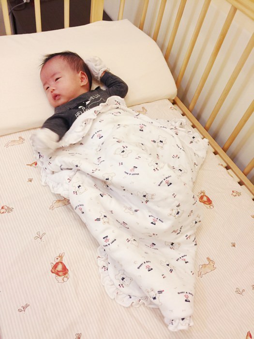 färska-日本farska嬰兒床-Bed side bed-親子共寢多功能嬰兒床-無印良品風日系風嬰兒床原木色系-透氣好眠可攜式床墊組-COMPACT BED (66)