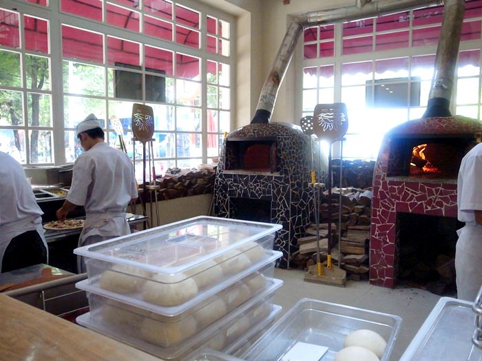 BUZZA PIZZA 韓式窯烤披薩店-越南旅遊-胡志明市第一郡檳城市場旁-vietnam HCMC (28)