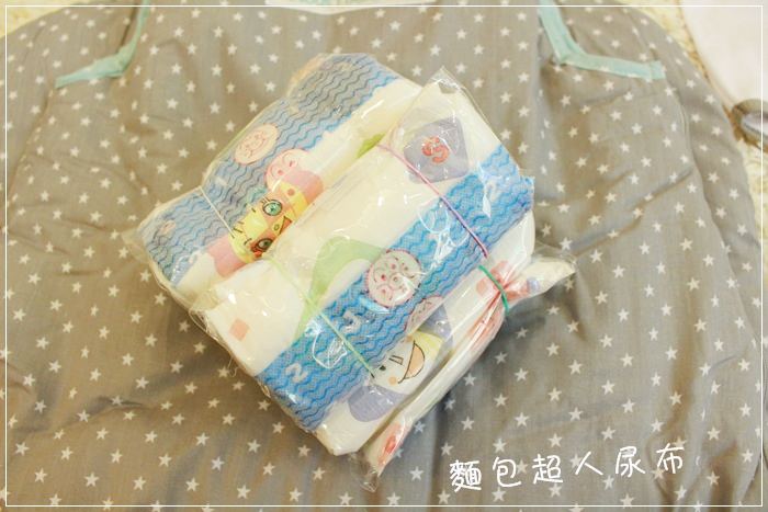 【孕婦日記】旺財的第一個蛋糕大禮~Lamb's ribbon尿布蛋糕