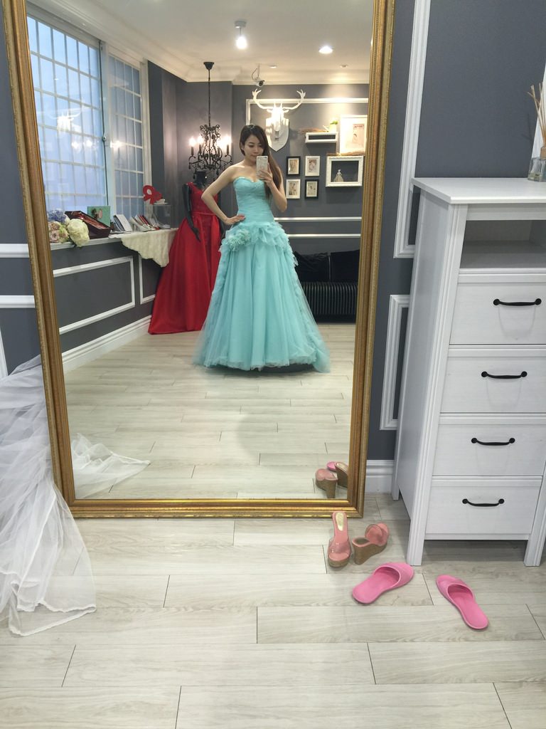 禮服試穿-LaPetite小櫥窗法式手工婚紗-紅氣球-紅絲絨Red Velvet婚鞋 (28)