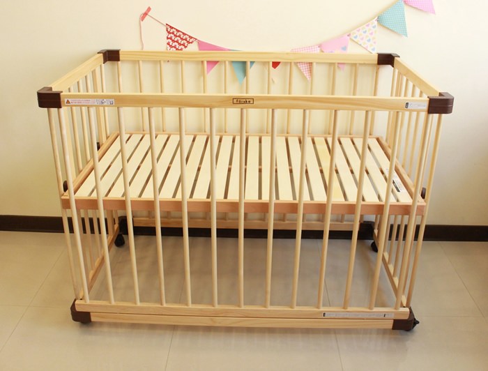 färska-日本farska嬰兒床-Bed side bed-親子共寢多功能嬰兒床-無印良品風日系風嬰兒床原木色系-透氣好眠可攜式床墊組-COMPACT BED (88)