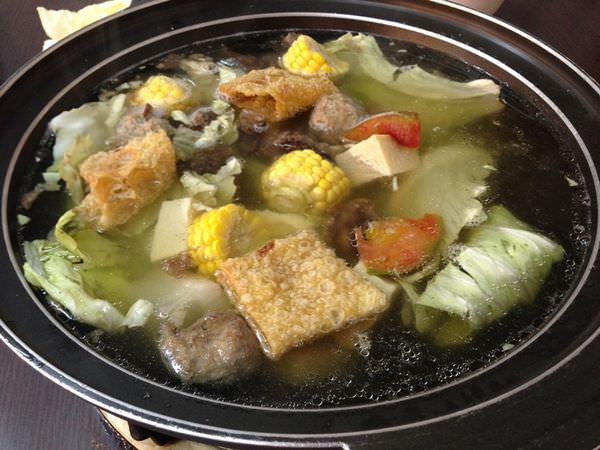 台南美食餐廳推薦-永林牛肉火鍋-永林綜合料理-溫體牛涮牛肉湯 (12)